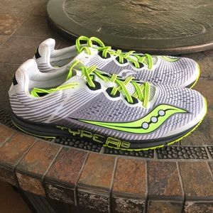 Saucony Racing Men’s Lightweight Sneakers Sz 11
